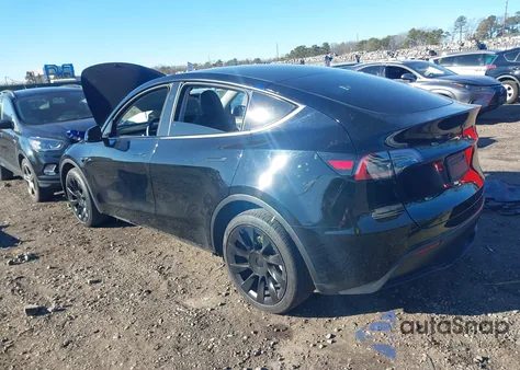 2023 Tesla Model Y Awd/Long Range Dual Motor All-Wheel Drive из США, поврежденный, VIN 7SAYGDEE7PF882745